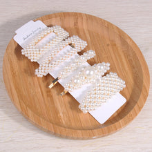 Load image into Gallery viewer, New luxurious 2-5pcs Fashion Snap Button Pearl Hair Clip Women Sweet geometry Simulated pearl Épingle à cheveux Party Jeweley Gift