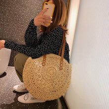 Load image into Gallery viewer, Round Straw Beach Bag Vintage Handmade Woven Shoulder Bag Raffia circle Rattan bags Bohemian Summer Vacation Casual Bags
