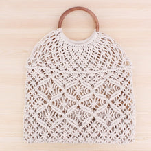 Load image into Gallery viewer, Round Straw Beach Bag Vintage Handmade Woven Shoulder Bag Raffia circle Rattan bags Bohemian Summer Vacation Casual Bags
